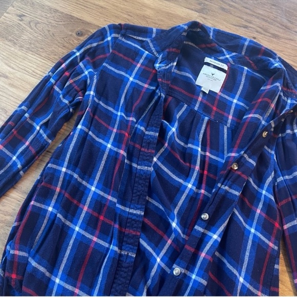 American Eagle Outfitters Tops - American Eagle Outfitters Blue Plaid Boyfriend Fit Top